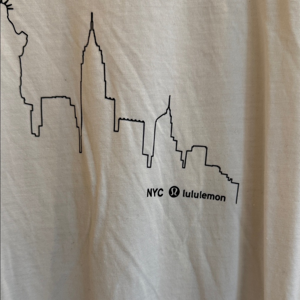 Lululemon Athletica White NYC Skyline T-Shirt - Picture 2 of 4